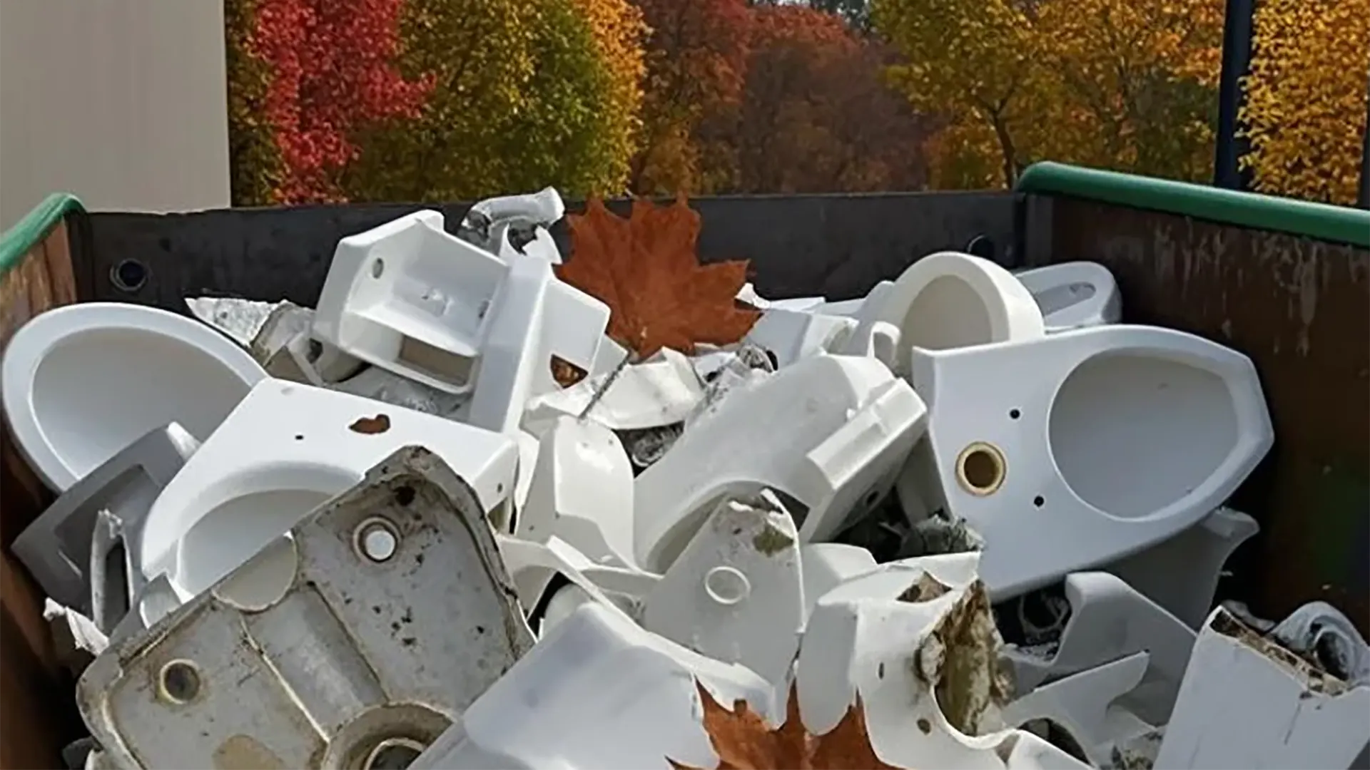 Say Goodbye to Old Toilets:How to Dispose of Old Toilets?
